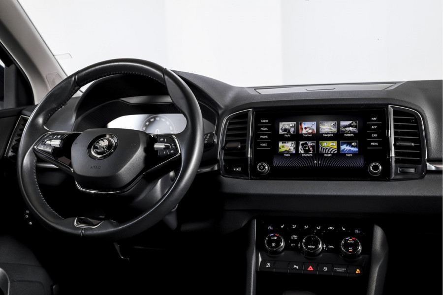 Škoda Karoq 1.5 TSI ACT 150 PK Business Edition - Automaat | Dig. Cockpit | Cruise | Stoel-+Stuurverw. | PDC | Camera | App. Connect | ECC | LED | LM 17" | 1944 Škoda Karoq 1.5 TSI ACT 150 PK Business Edition - Automaat | Dig. Cockpit | Cruise | Stoel-+Stuurverw. | PDC | Camera | App. Connect | ECC | LED | LM 17" | 1944