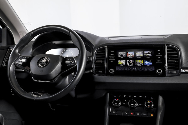 Škoda Karoq 1.5 TSI ACT 150 PK Business Edition - Automaat | Dig. Cockpit | Cruise | Stoel-+Stuurverw. | PDC | Camera | App. Connect | ECC | LED | LM 17" | 1944 Škoda Karoq 1.5 TSI ACT 150 PK Business Edition - Automaat | Dig. Cockpit | Cruise | Stoel-+Stuurverw. | PDC | Camera | App. Connect | ECC | LED | LM 17" | 1944