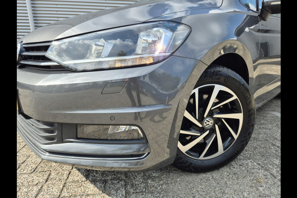 Volkswagen Touran 1.0 TSI Comfortline 7p Camera/Navigatie,parkeersensoren,