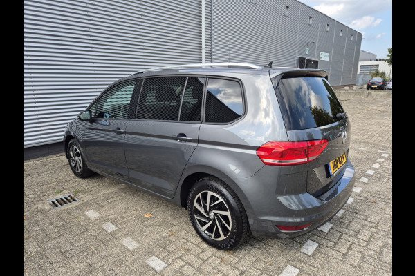 Volkswagen Touran 1.0 TSI Comfortline 7p Camera/Navigatie,parkeersensoren,