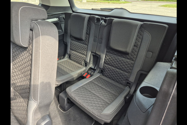 Volkswagen Touran 1.0 TSI Comfortline 7p Camera/Navigatie,parkeersensoren,