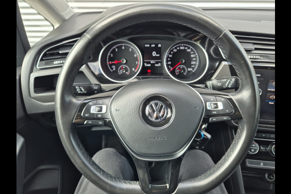 Volkswagen Touran 1.0 TSI Comfortline 7p Camera/Navigatie,parkeersensoren,