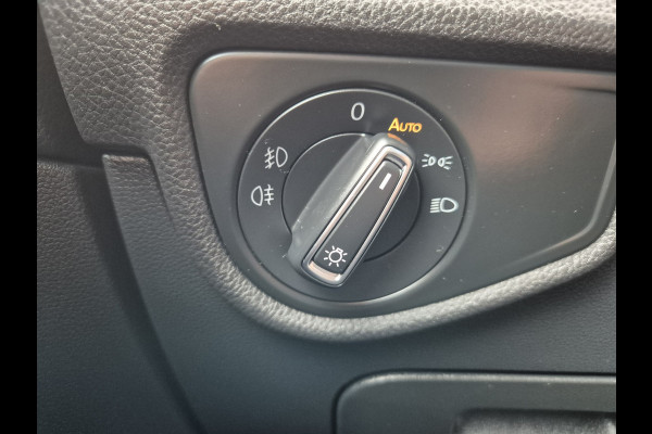 Volkswagen Touran 1.0 TSI Comfortline 7p Camera/Navigatie,parkeersensoren,