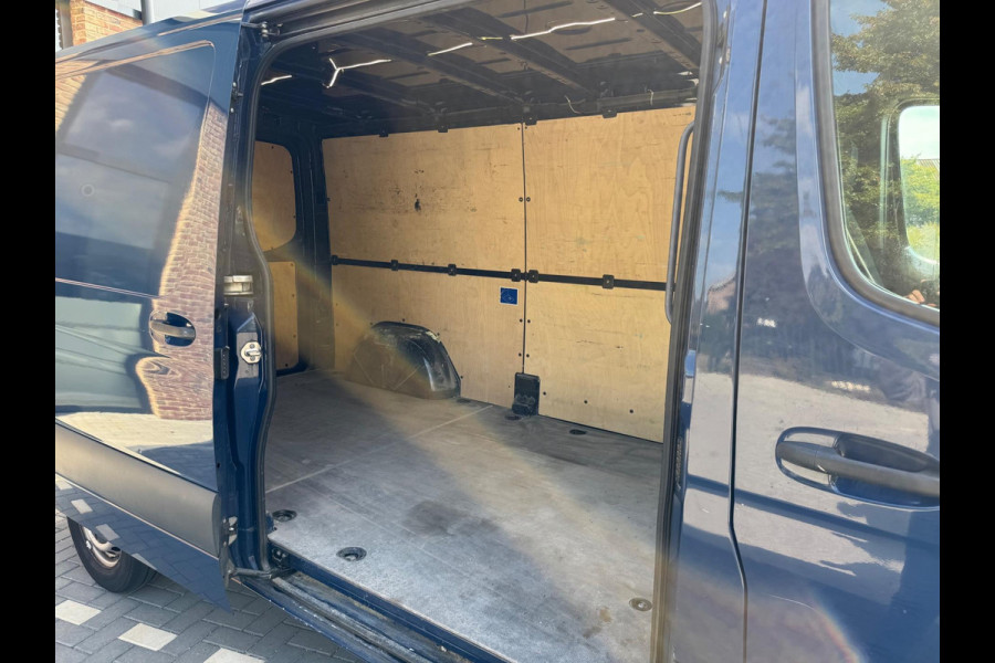 Mercedes-Benz Sprinter 311 2.2 CDI L2H2