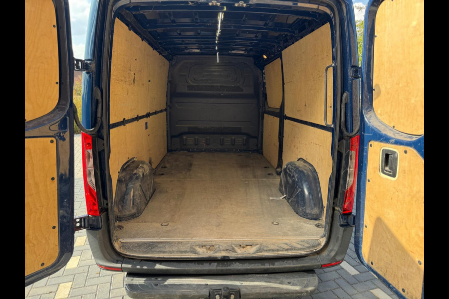 Mercedes-Benz Sprinter 311 2.2 CDI L2H2