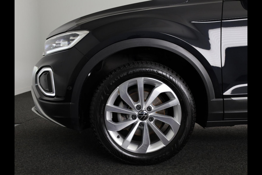 Volkswagen T-Roc 1.5 TSI Style 150 PK DSG | Trekhaak afneembaar | Navigatie | Stoel verwarming en massage | Alcantara |