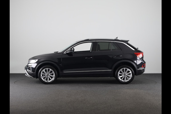 Volkswagen T-Roc 1.5 TSI Style 150 PK DSG | Trekhaak afneembaar | Navigatie | Stoel verwarming en massage | Alcantara |