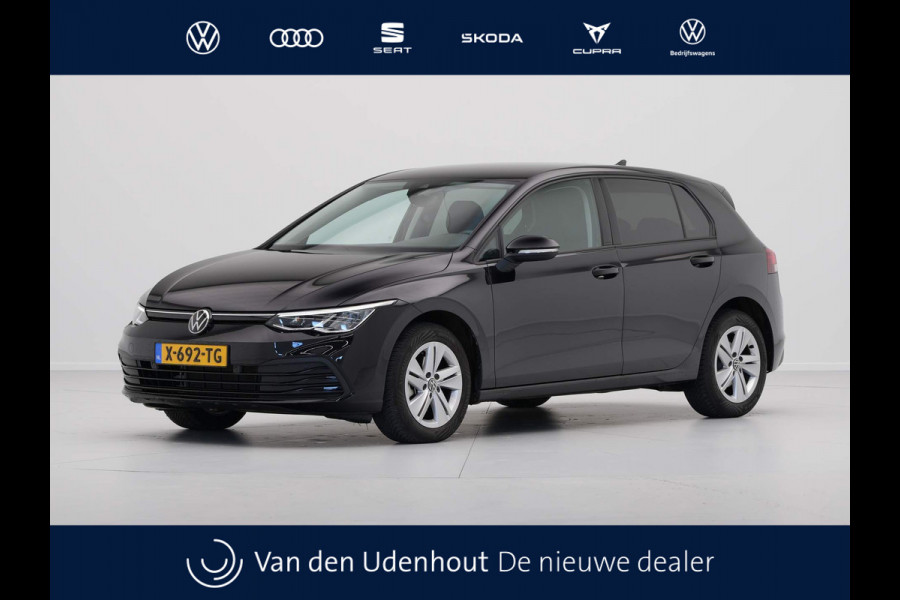 Volkswagen Golf 1.0 TSI Life Business Navigatie Memory Massagestoel Parkeersensonren 24