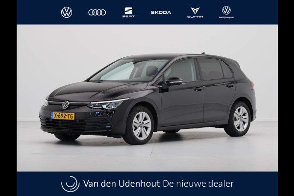 Volkswagen Golf 1.0 TSI Life Business Navigatie Memory Massagestoel Parkeersensonren 24