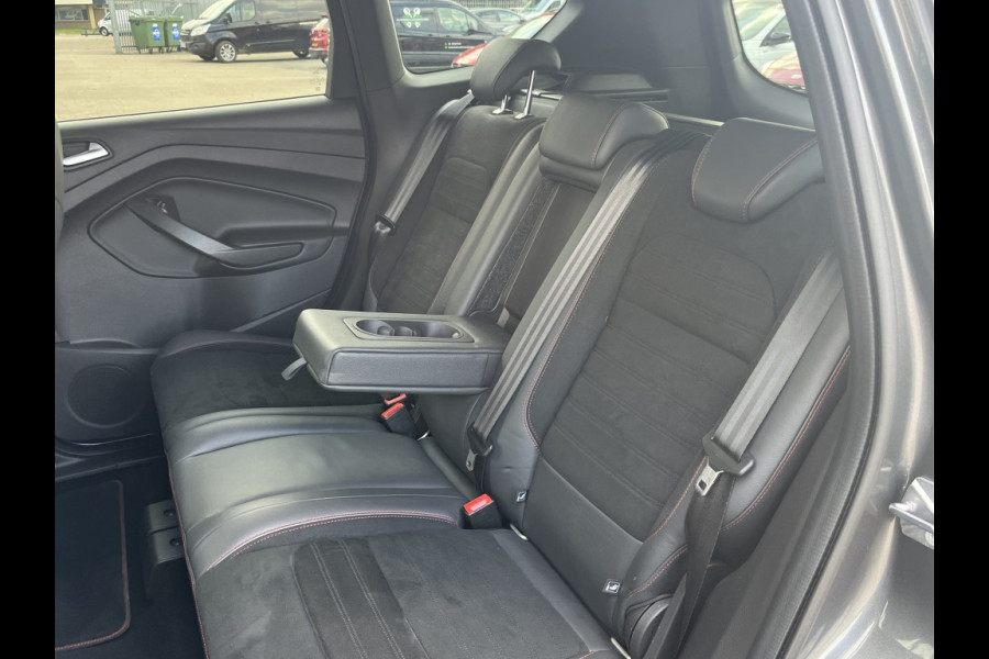 Ford Kuga 1.5 EcoB. ST Line 150pk! TREKHAAK! CAMERA! 19INCH!