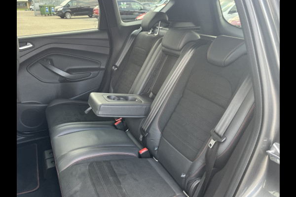 Ford Kuga 1.5 EcoB. ST Line 150pk! TREKHAAK! CAMERA! 19INCH!