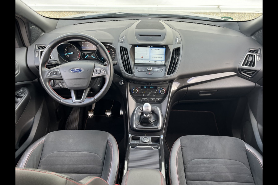 Ford Kuga 1.5 EcoB. ST Line 150pk! TREKHAAK! CAMERA! 19INCH!