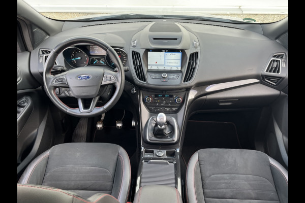 Ford Kuga 1.5 EcoB. ST Line 150pk! TREKHAAK! CAMERA! 19INCH!