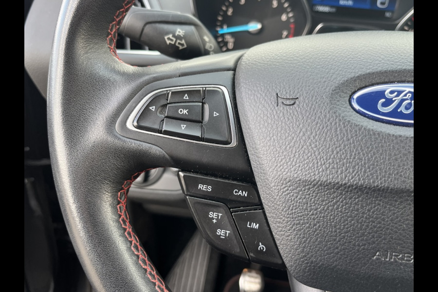 Ford Kuga 1.5 EcoB. ST Line 150pk! TREKHAAK! CAMERA! 19INCH!