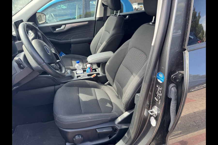Ford Kuga 1.5 EcoBoost Titanium X 150pk  | Achteruitrijcamera | Cruise control | Winterpack | 18 inch Lichtmetalen velgen | 1.800kg Trekgewicht | Dealer onderhouden
