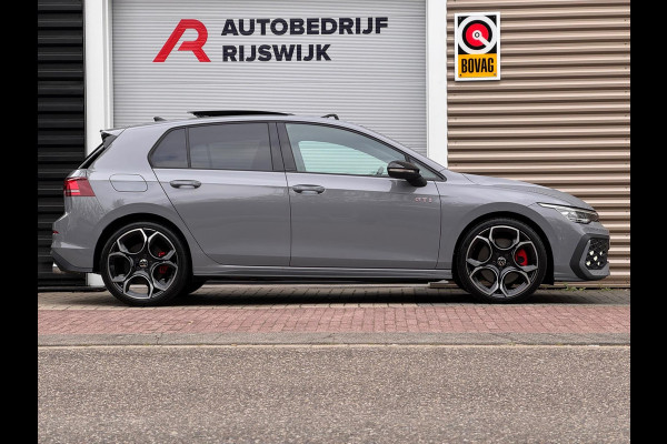 Volkswagen Golf 2.0 TSI GTI Pano/Camera/HuD/Trekhaak