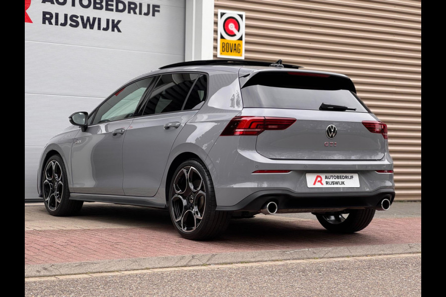 Volkswagen Golf 2.0 TSI GTI Pano/Camera/HuD/Trekhaak