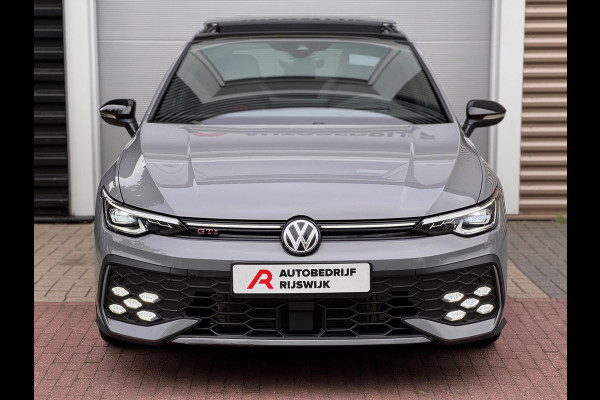 Volkswagen Golf 2.0 TSI GTI Pano/Camera/HuD/Trekhaak