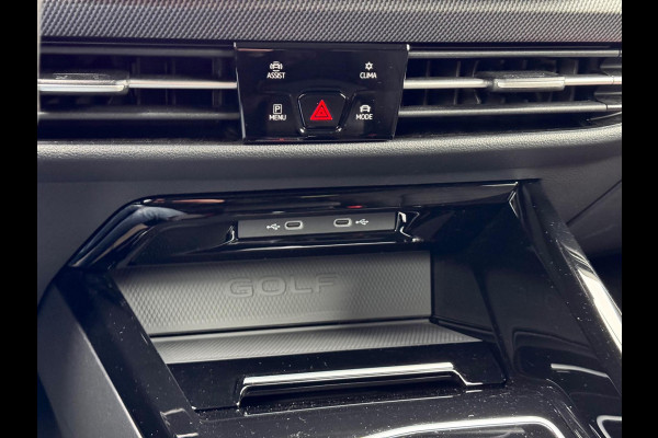 Volkswagen Golf 2.0 TSI GTI Pano/Camera/HuD/Trekhaak