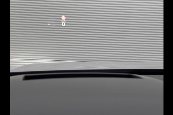 Volkswagen Golf 2.0 TSI GTI Pano/Camera/HuD/Trekhaak