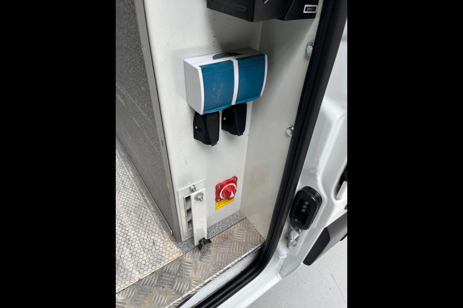 Opel Movano T35 2.3 CDTi 145pk euro6 L2H2 BOTT Inrichting, Victron omvormer, Standkachel, Trekhaak, RIJKLAARPRIJS!