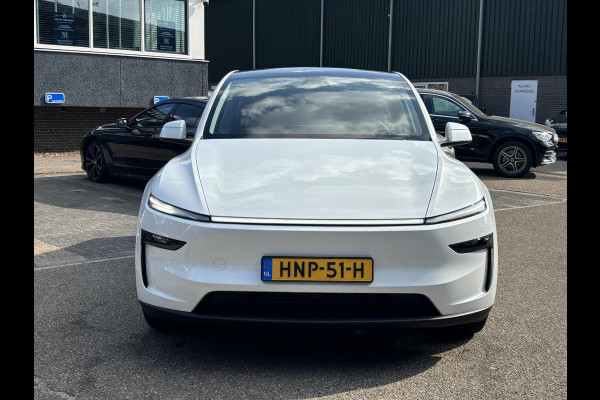 Tesla Model Y RWD 58 kWh NIEUW MODEL| VAN: 44.900,- VOOR: 42.877,- UW HERSFTVOORDEEL: 2.023,- EURO | ORIGINEEL NL auto | TESLA VOLLEDIGE GARANTIE T/M 05-2029/80.000KM
