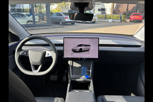 Tesla Model Y RWD 58 kWh NIEUW MODEL| VAN: 44.900,- VOOR: 42.877,- UW HERSFTVOORDEEL: 2.023,- EURO | ORIGINEEL NL auto | TESLA VOLLEDIGE GARANTIE T/M 05-2029/80.000KM