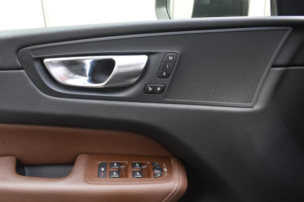 Volvo XC60 B5 264PK Automaat Inscription / Navigatie / 360 Camera / Adaptieve Cruise Control / Leder / LM Velgen / Trekhaak / Volvo XC60 B5 264PK Automaat Inscription / Navigatie / 360 Camera / Adaptieve Cruise Control / Leder / LM Velgen / Trekhaak /
