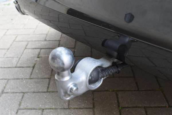 Volvo XC60 B5 264PK Automaat Inscription / Navigatie / 360 Camera / Adaptieve Cruise Control / Leder / LM Velgen / Trekhaak / Volvo XC60 B5 264PK Automaat Inscription / Navigatie / 360 Camera / Adaptieve Cruise Control / Leder / LM Velgen / Trekhaak /
