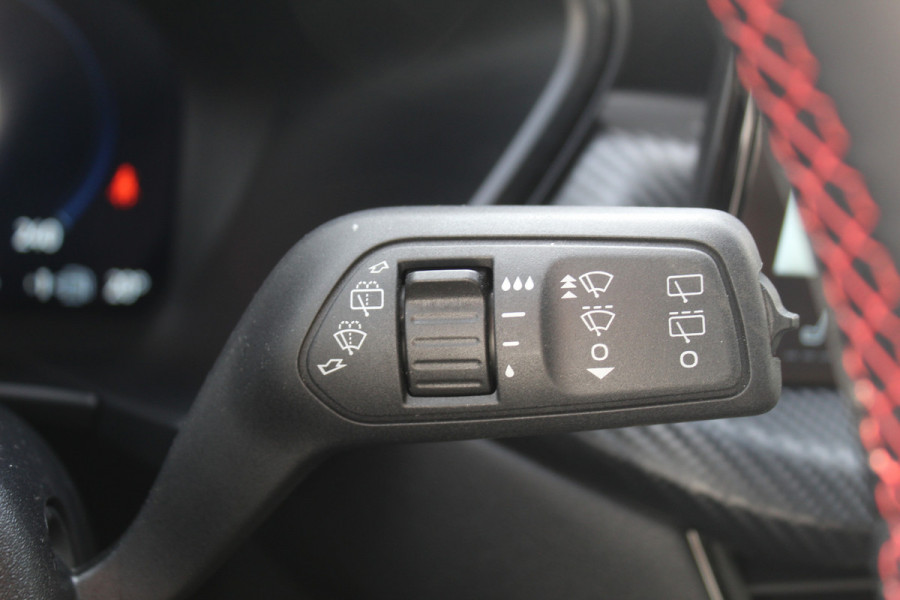 Ford Kuga 2.5 PHEV ST-Line X , 2100kg Trekhaak , Nieuw model Panorama/schuifkantel dak , Trekhaak  , AGR stoelen voor 360graden camera , Winter pack , Head Up display