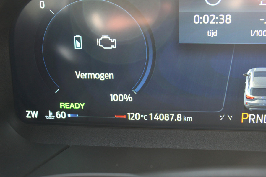 Ford Kuga 2.5 PHEV ST-Line X , 2100kg Trekhaak , Nieuw model Panorama/schuifkantel dak , Trekhaak  , AGR stoelen voor 360graden camera , Winter pack , Head Up display