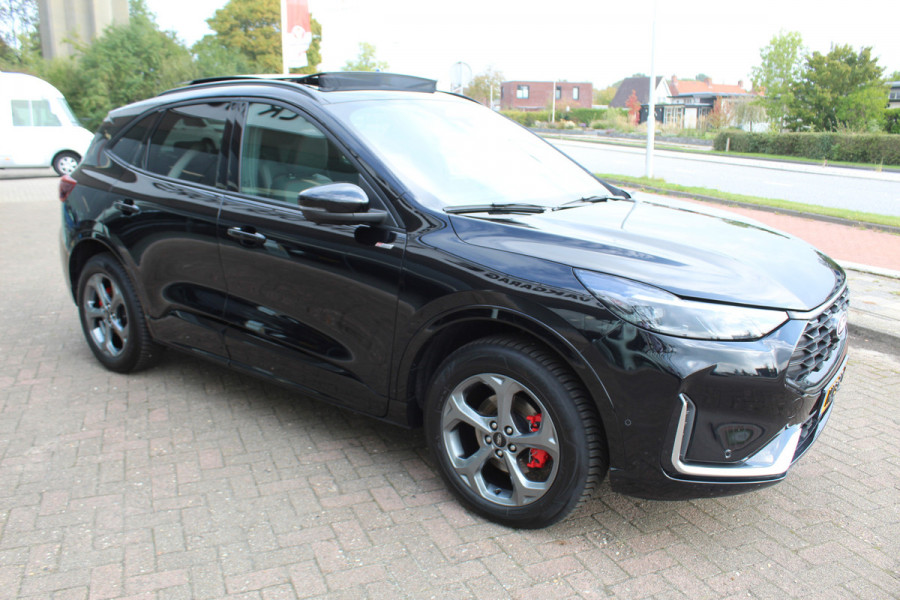 Ford Kuga 2.5 PHEV ST-Line X , 2100kg Trekhaak , Nieuw model Panorama/schuifkantel dak , Trekhaak  , AGR stoelen voor 360graden camera , Winter pack , Head Up display