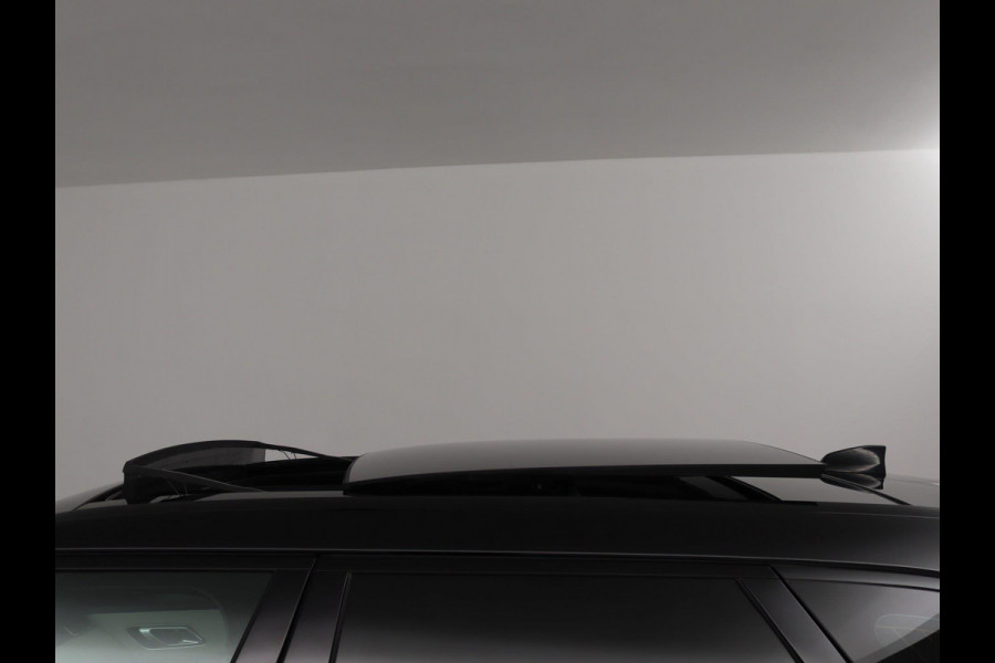 Land Rover Range Rover Velar 2.0 P250 Turbo AWD R-Dynamic HSE | NL-AUTO | PANO | MERIDIAN | CARPLAY | STOELVERW/VERKOEL |