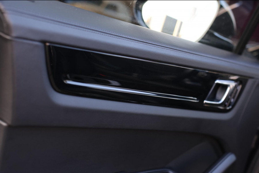 Porsche Cayenne Coupé 3.0 E-Hybrid *Pano*Sport Design*360 Camera*Soft-Close*Bose*
