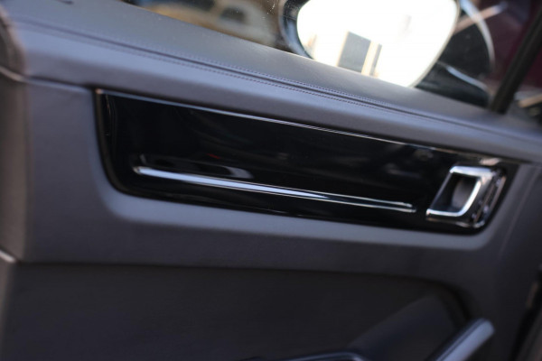 Porsche Cayenne Coupé 3.0 E-Hybrid *Pano*Sport Design*360 Camera*Soft-Close*Bose*