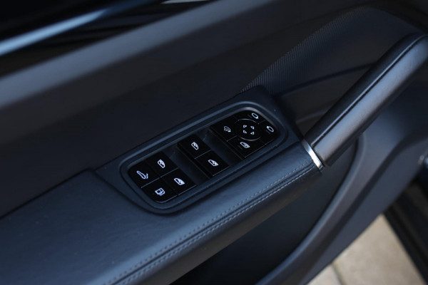 Porsche Cayenne Coupé 3.0 E-Hybrid *Pano*Sport Design*360 Camera*Soft-Close*Bose*