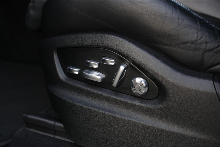 Porsche Cayenne Coupé 3.0 E-Hybrid *Pano*Sport Design*360 Camera*Soft-Close*Bose*