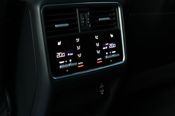 Porsche Cayenne Coupé 3.0 E-Hybrid *Pano*Sport Design*360 Camera*Soft-Close*Bose*