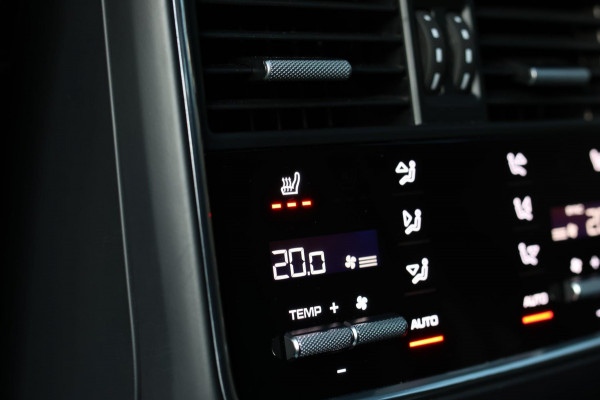 Porsche Cayenne Coupé 3.0 E-Hybrid *Pano*Sport Design*360 Camera*Soft-Close*Bose*
