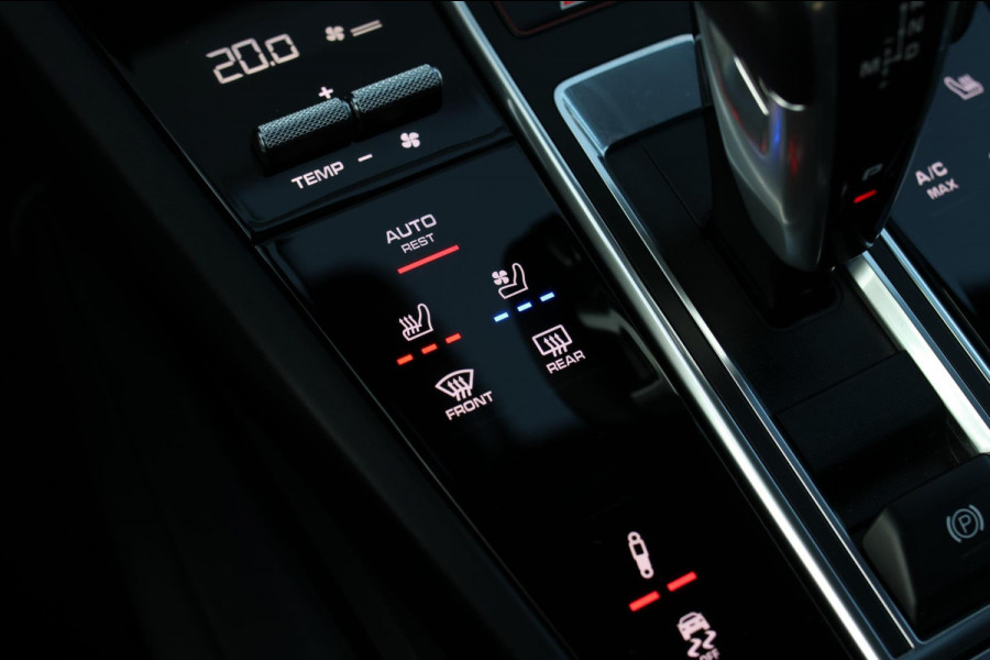 Porsche Cayenne Coupé 3.0 E-Hybrid *Pano*Sport Design*360 Camera*Soft-Close*Bose*