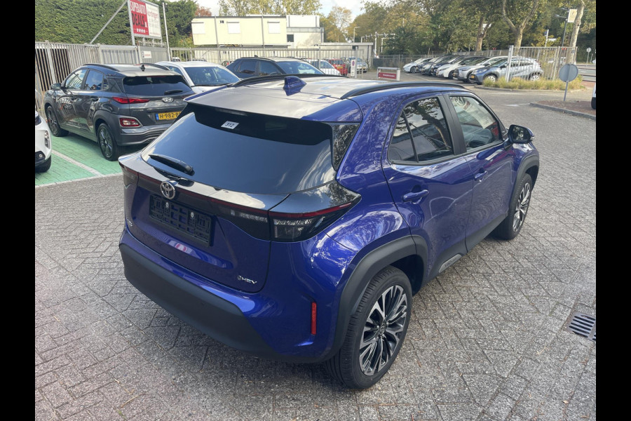 Toyota Yaris Cross 1.5 Hybrid 130 Executive | Stuur- & Stoelverwarming | Dodehoek detectie | Parkeersensoren | Navigatie