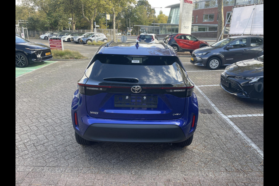 Toyota Yaris Cross 1.5 Hybrid 130 Executive | Stuur- & Stoelverwarming | Dodehoek detectie | Parkeersensoren | Navigatie