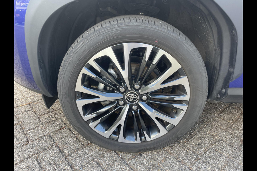 Toyota Yaris Cross 1.5 Hybrid 130 Executive | Stuur- & Stoelverwarming | Dodehoek detectie | Parkeersensoren | Navigatie