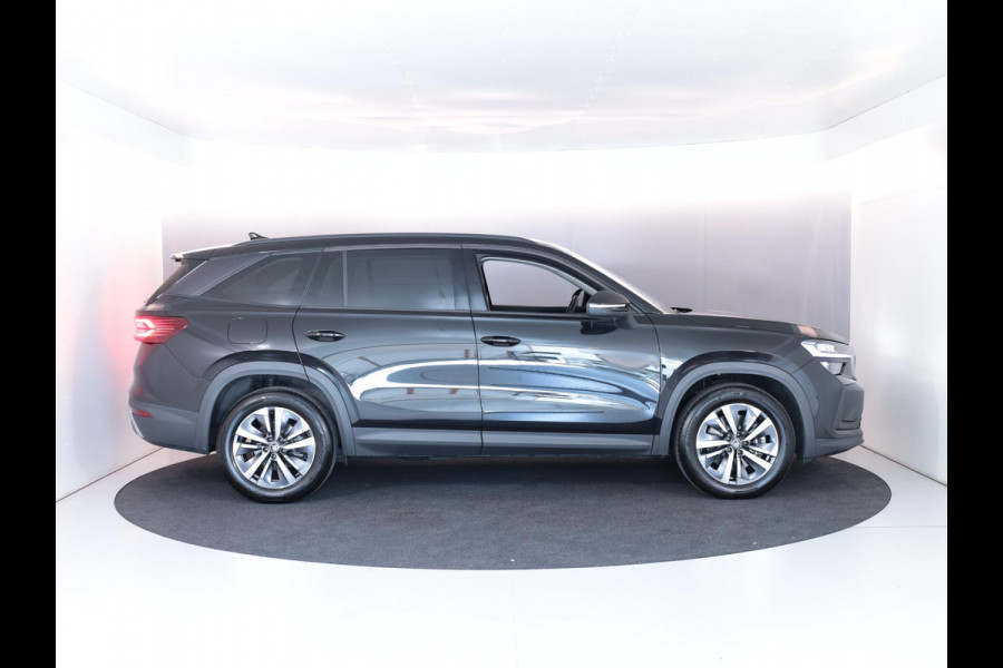 Škoda Kodiaq 1.5 TSI MHEV Business Edition 7p. 150 pk Automaat (DSG) | 7-Persoons | Verlengde garantie | Navigatie | Trekhaak (wegklapbaar) | Parkeersensoren | Achteruitrijcamera | Matrix LED koplampen |