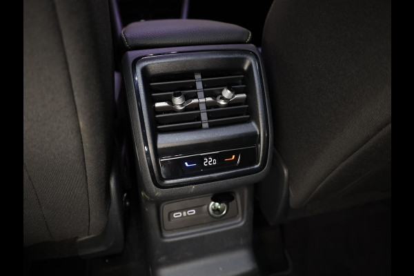 Škoda Kodiaq 1.5 TSI MHEV Business Edition 7p. 150 pk Automaat (DSG) | 7-Persoons | Verlengde garantie | Navigatie | Trekhaak (wegklapbaar) | Parkeersensoren | Achteruitrijcamera | Matrix LED koplampen |