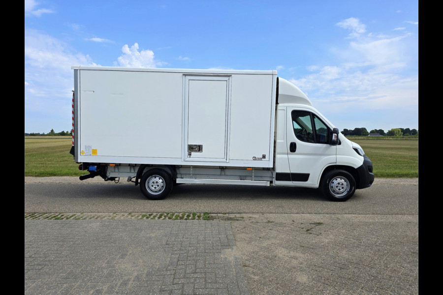 Peugeot Boxer 435 2.2 BlueHDi Bakwagen + laadklep - 165 Pk - Euro 6 - Airco - Cruise Control
