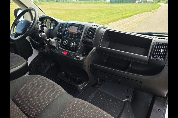Peugeot Boxer 435 2.2 BlueHDi Bakwagen + laadklep - 165 Pk - Euro 6 - Airco - Cruise Control