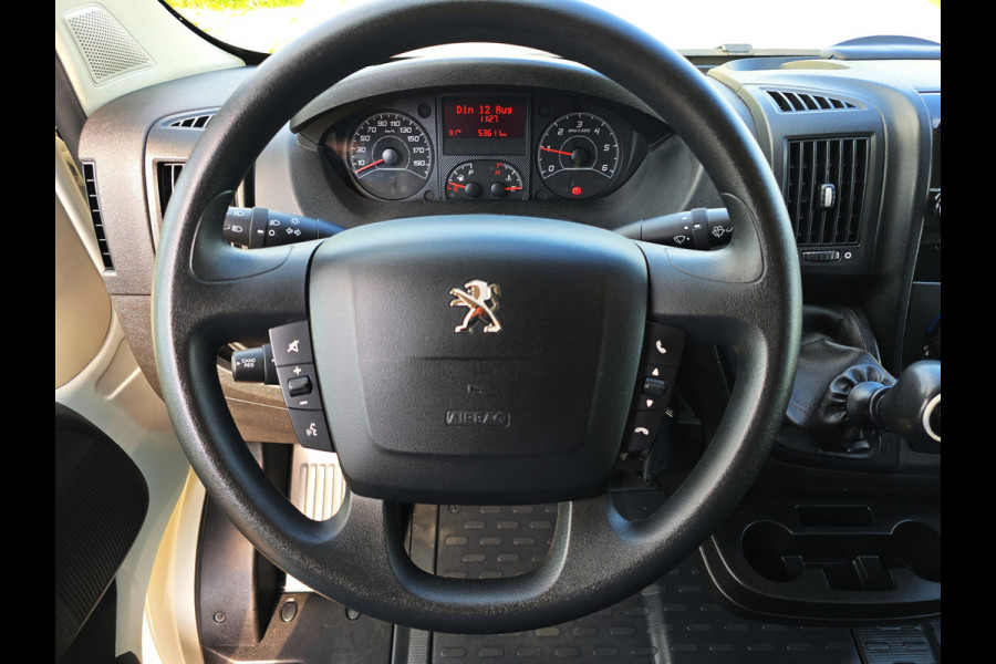 Peugeot Boxer 435 2.2 BlueHDi Bakwagen + laadklep - 165 Pk - Euro 6 - Airco - Cruise Control