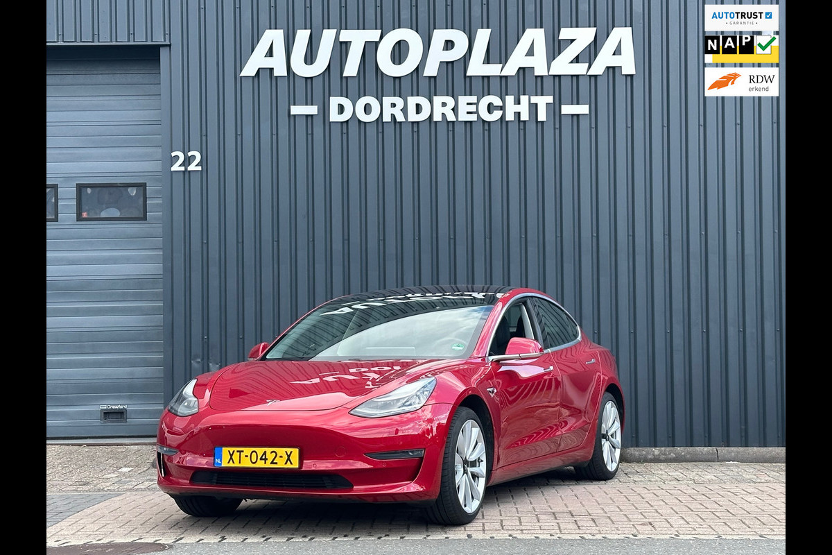 Tesla Model 3 Long Range AWD 75 kWh SOH 89€