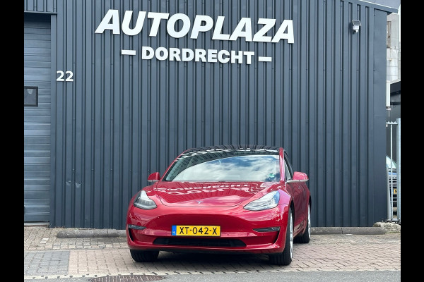 Tesla Model 3 Long Range AWD 75 kWh SOH 89€